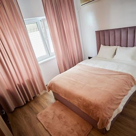 Queen Apartment Athenee Bükreş Dış mekan fotoğraf